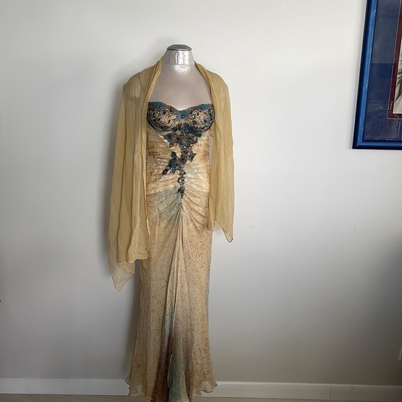 Alberto Makali gown 100% Slik size 4 fits XS/S 2-4 - Picture 12 of 14